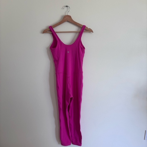 Lululemon Align Bodysuit 25"
Sonic Pink size 4 Nulu - Picture 3 of 5